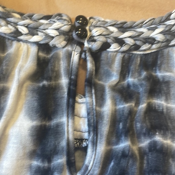 Ladies tie dye sleeveless blouse . Size med - Picture 3 of 8